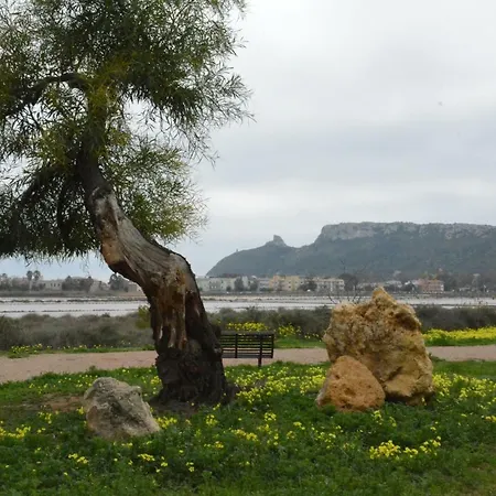 Giardini E Mare Couette-café