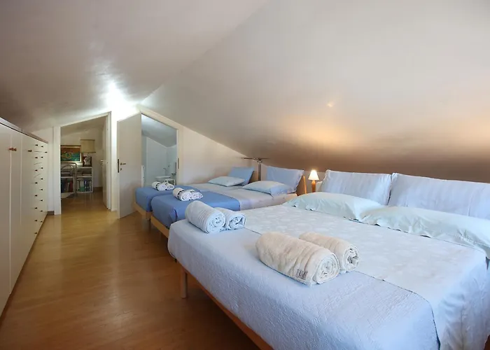 Giardini E Mare 住宿加早餐酒店 夸尔图-圣埃莱娜