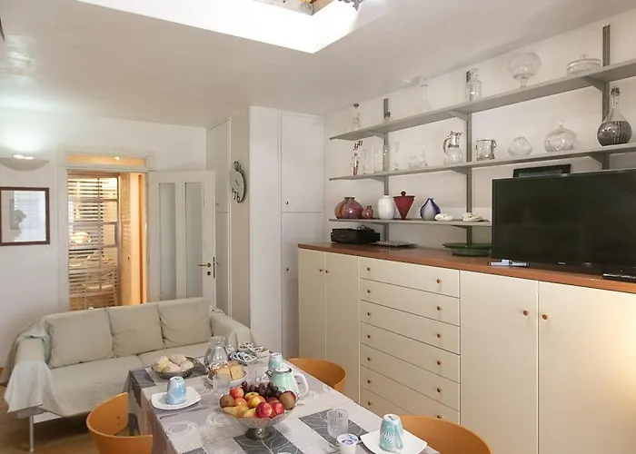 Bed & Breakfast Giardini E Mare