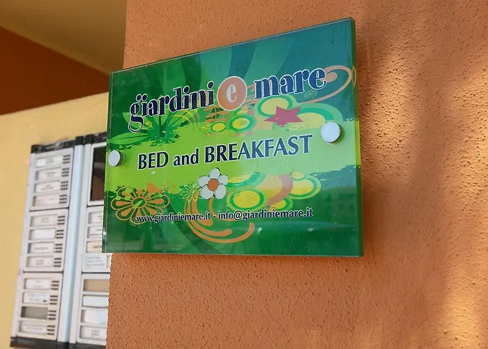 Giardini E Mare 4* 夸尔图-圣埃莱娜