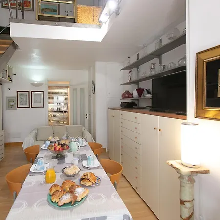 Bed and Breakfast Giardini E Mare