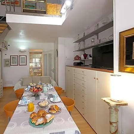 Bed & Breakfast Giardini E Mare