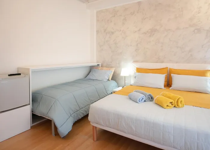 Oda ve Kahvaltı Giardini E Mare 4*